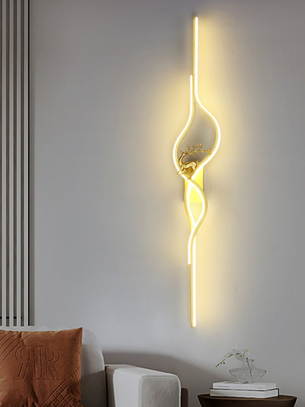 Modern Minimalist LED Strip Wall Lamp