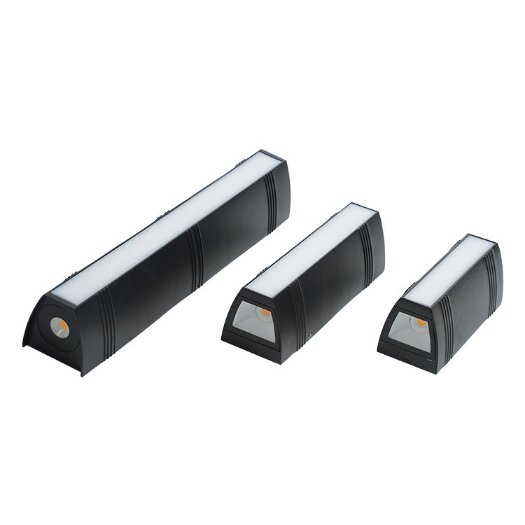 Outdoor wall lamp