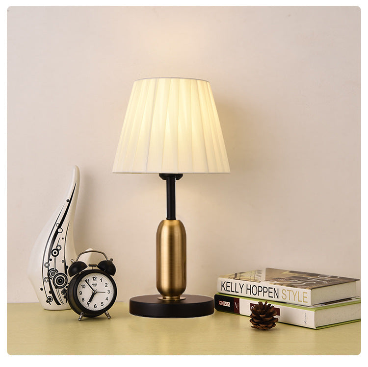 European Retro Table Lamp Touch Control Nightstand Light